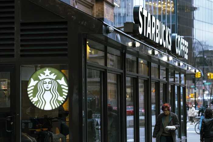 Starbucks заборонила користуватися туалетами всім бажаючим