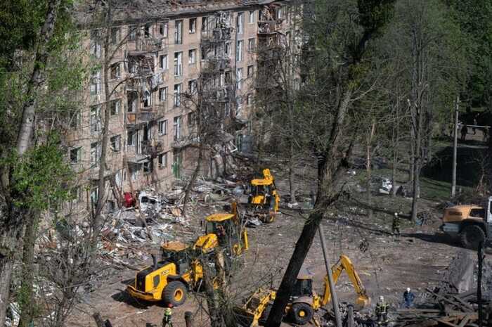 Під час ракетного удару по Києву загинули діти лікаря Інституту раку