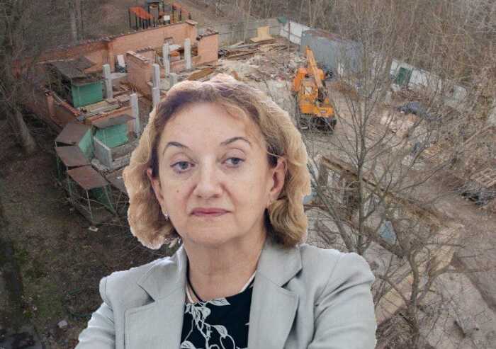 У Києві тривають суперечки довкола забудови на місці фундаменту палацу останнього гетьмана Розумовського