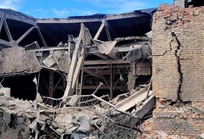 Росіяни завдали удару по промисловому об’єкту у Сумах, є жертви та поранені