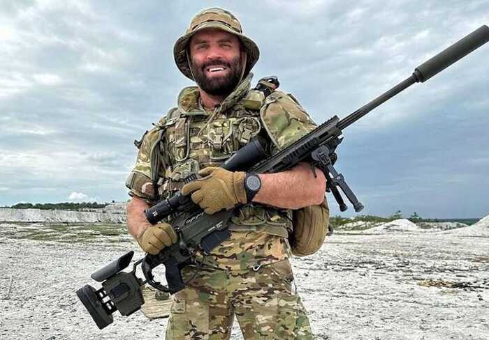 Ветеран інстаграму: забудовник-втікач Андрій Насіковський “засвітився” у Маямі