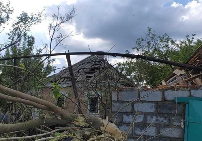 Унаслідок російської атаки на Дніпропетровщині пошкоджені будинки, ЛЕП та газогін