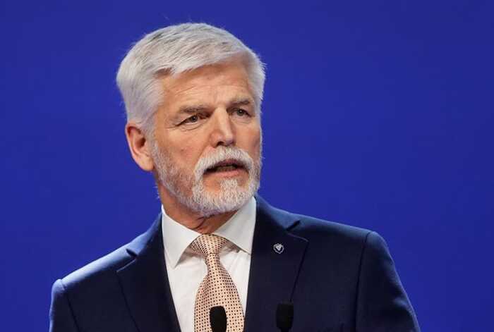 Президент Чехії Павел: Росія вже давно та свідомо використовує тактику затягування війни