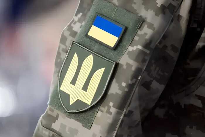 У Черкасах двоє чоловіків побили працівника ТЦК, який обороняв Донецький аеропорт і Харківщину