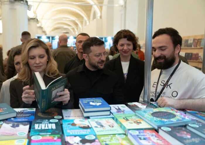 У Держохороні пояснили, чому так пильно охороняли Зеленського на Книжковому Арсеналі