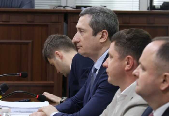 За віцепрем’єр-міністра Чернишова внесли 120 мільйонів гривень застави