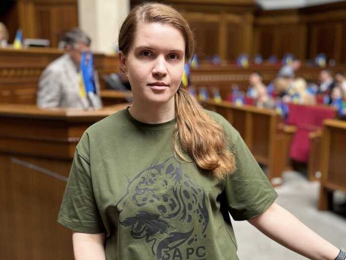 Безугла іронічно відреагувала на мобілізацію MELOVIN