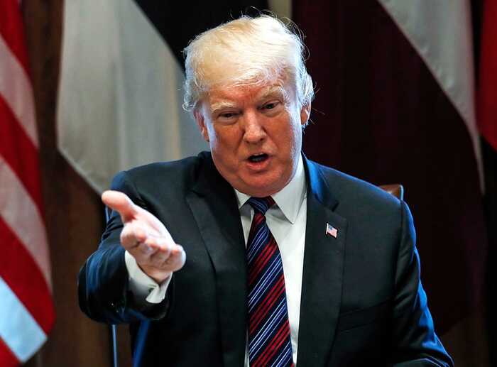 Трамп розглядає можливість передати Україні 5 мільярдів доларів заморожених коштів РФ