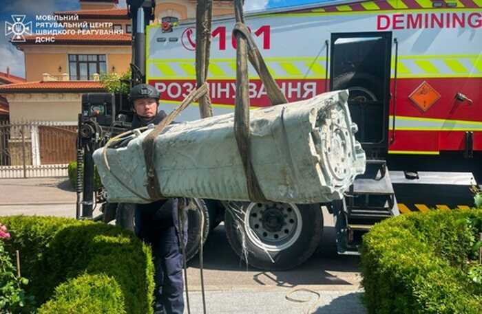 У Києві виявили нерозірвану бойову частину ракети Х-69
